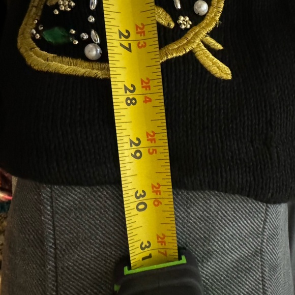 VTG 80’s Victoria Jones Embroidered Beaded Embellished Black Gold Cardigan Med - Picture 14 of 14